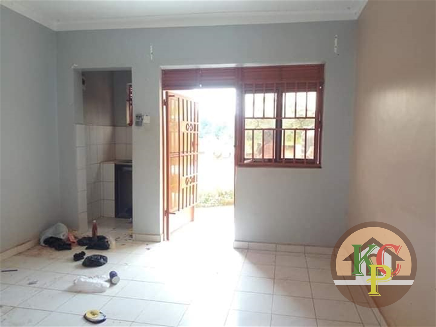 Semi Detached for rent in Bweyogerere Wakiso