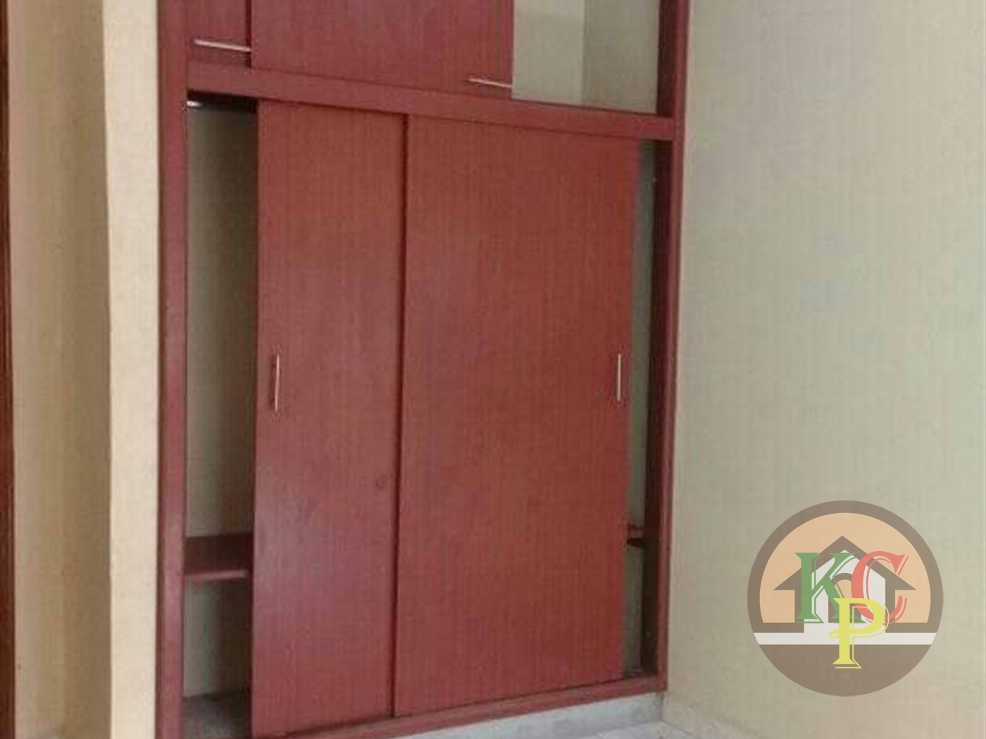 Semi Detached for rent in Kanyanya Kampala