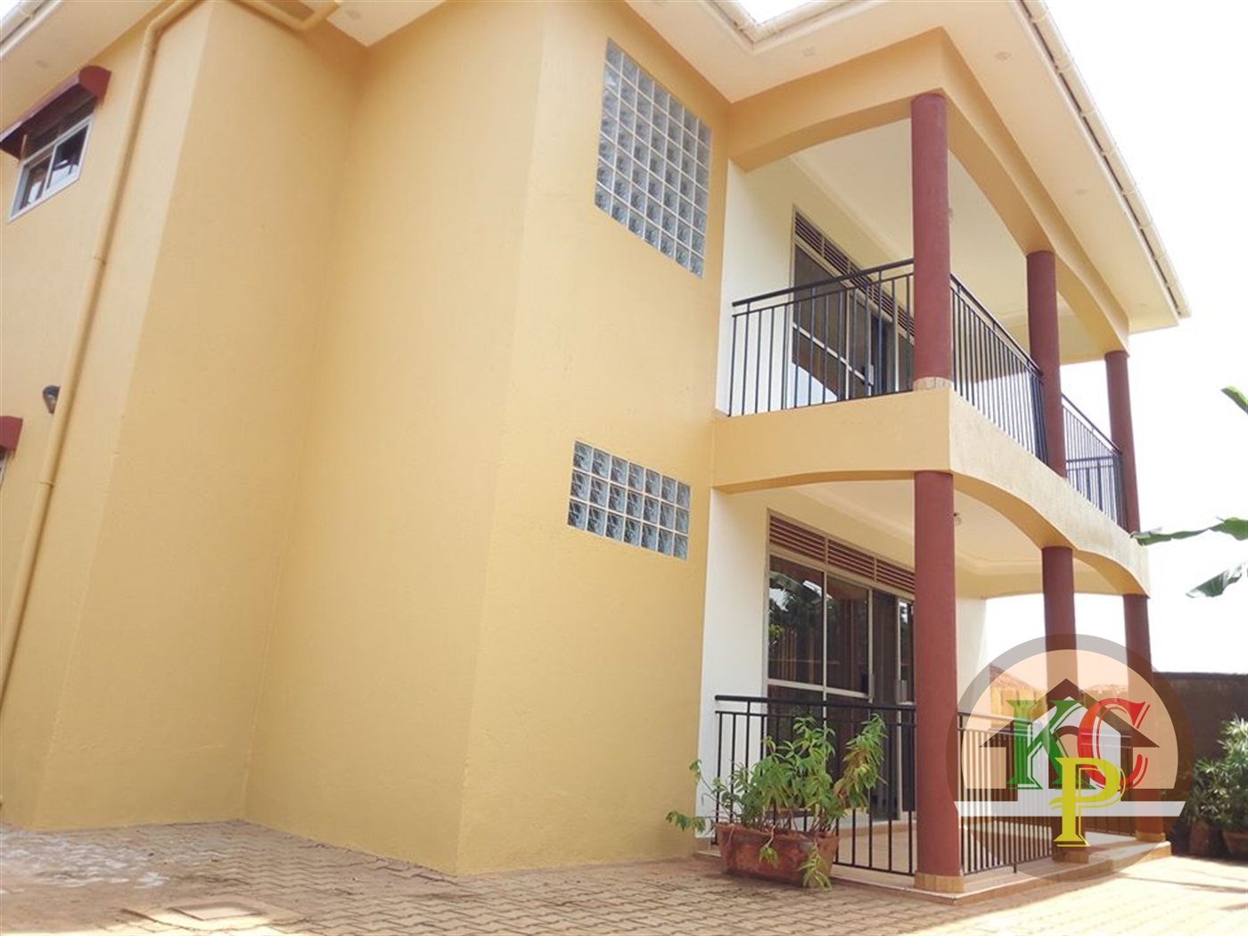 Duplex for rent in Naguru Kampala