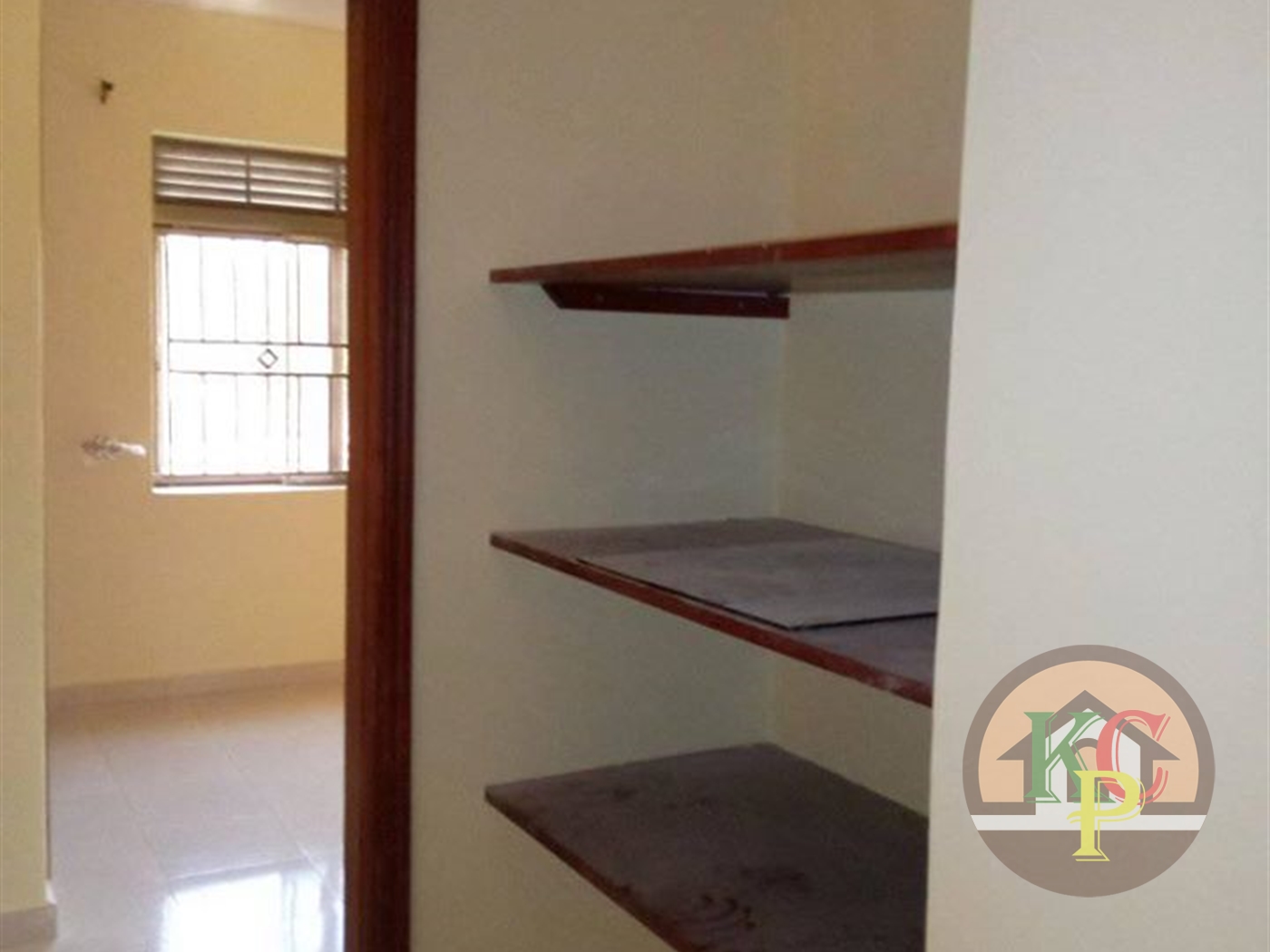 Semi Detached for rent in Bweyogerere Wakiso