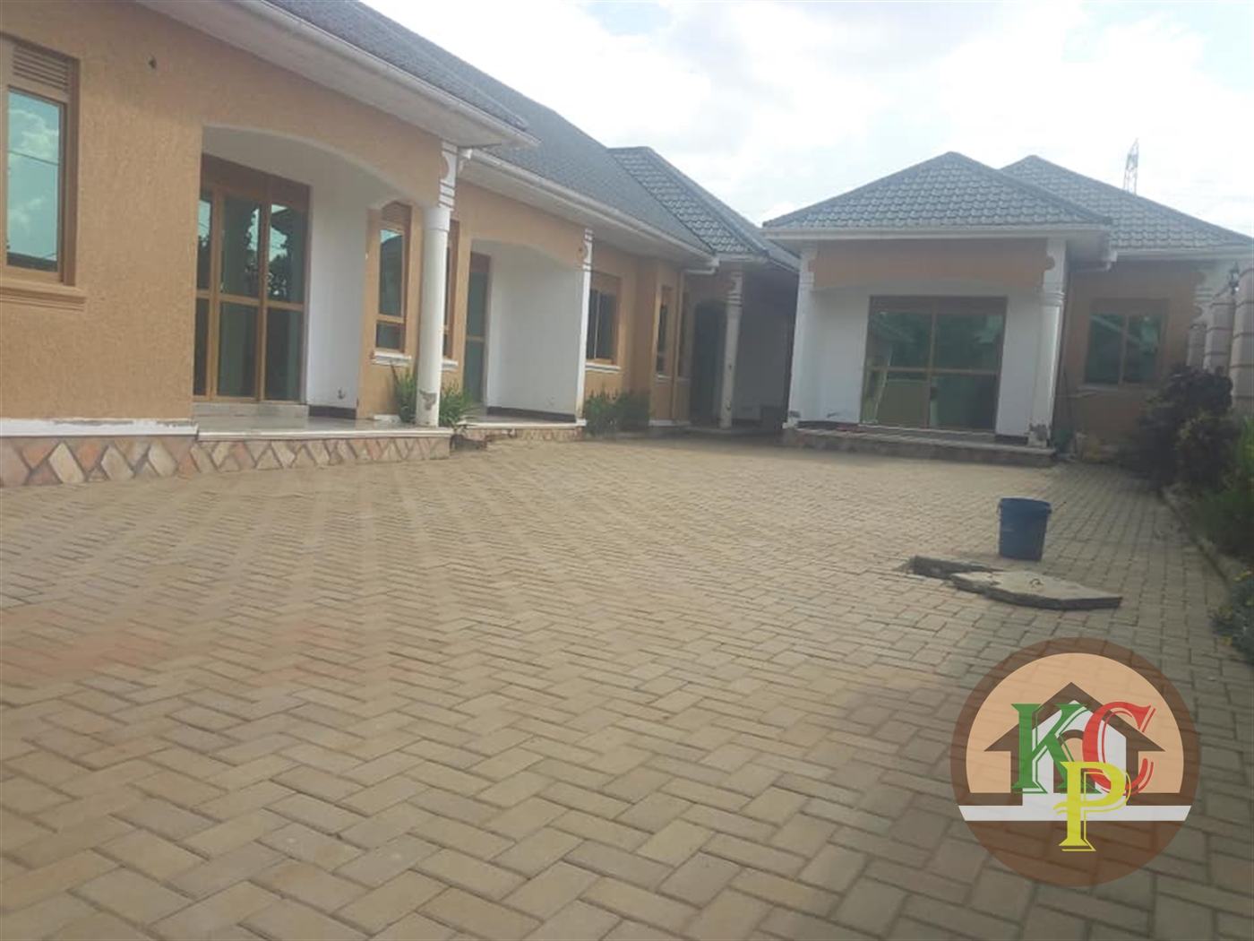 Semi Detached for rent in Kyanja Kampala