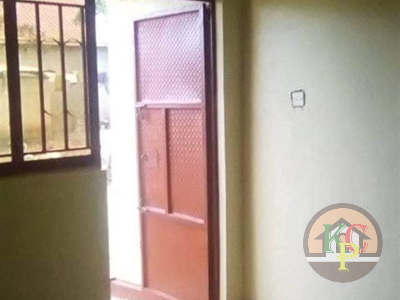 Semi Detached for rent in Nansana Kampala