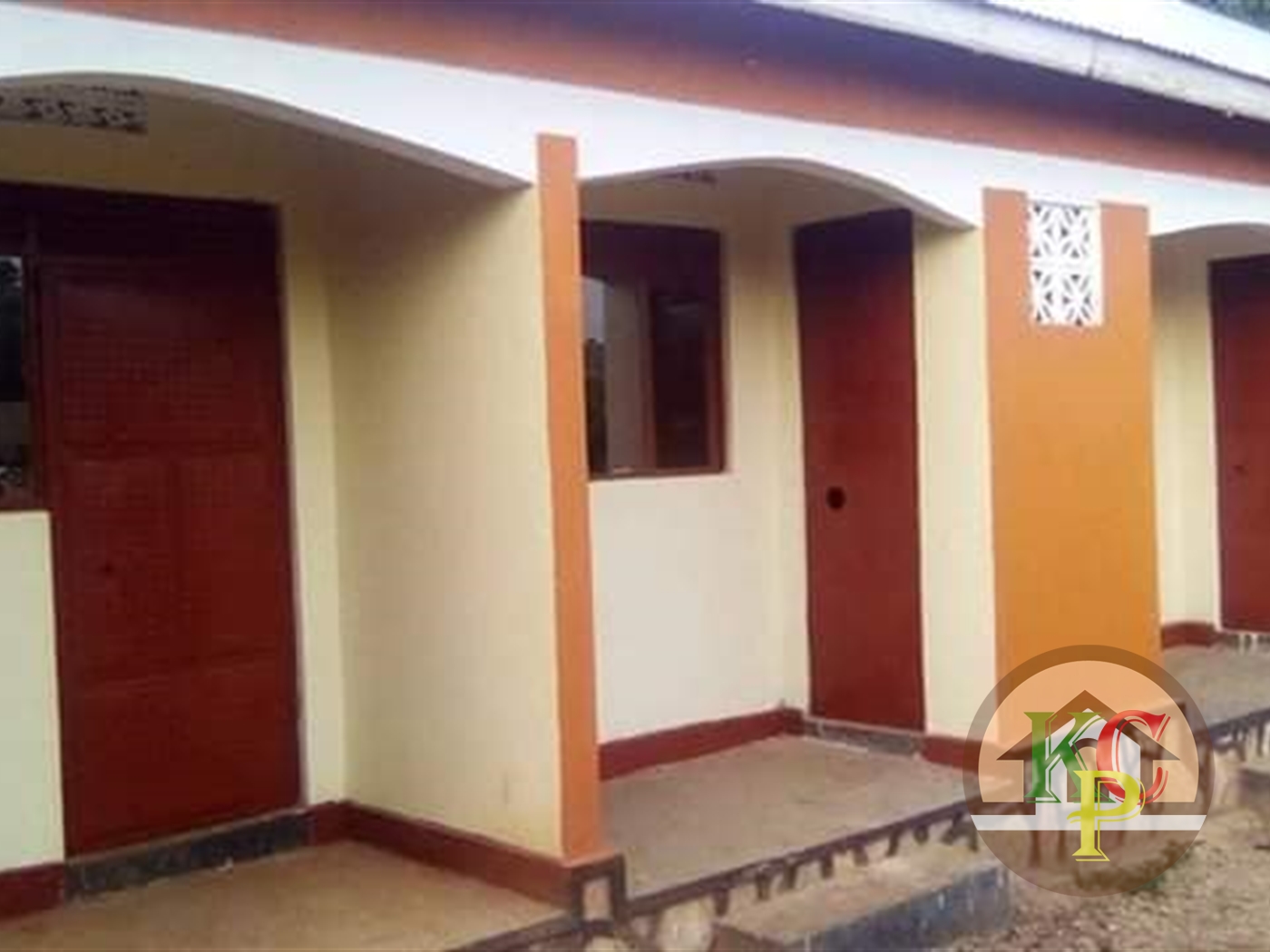 Semi Detached for rent in Nansana Kampala