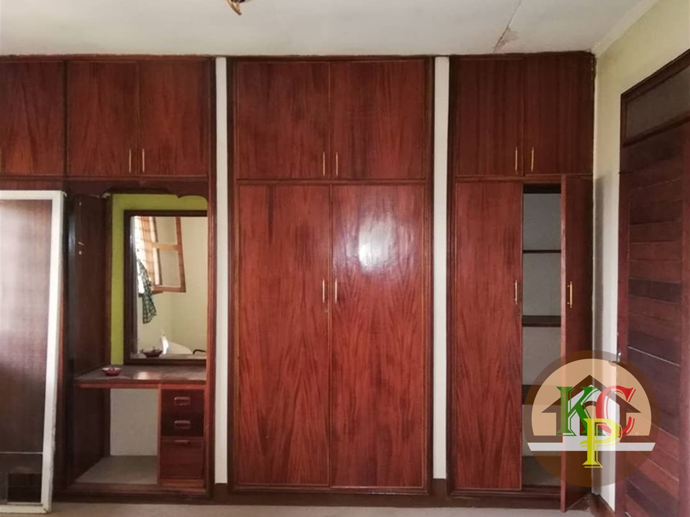 Bungalow for rent in Bukoto Kampala