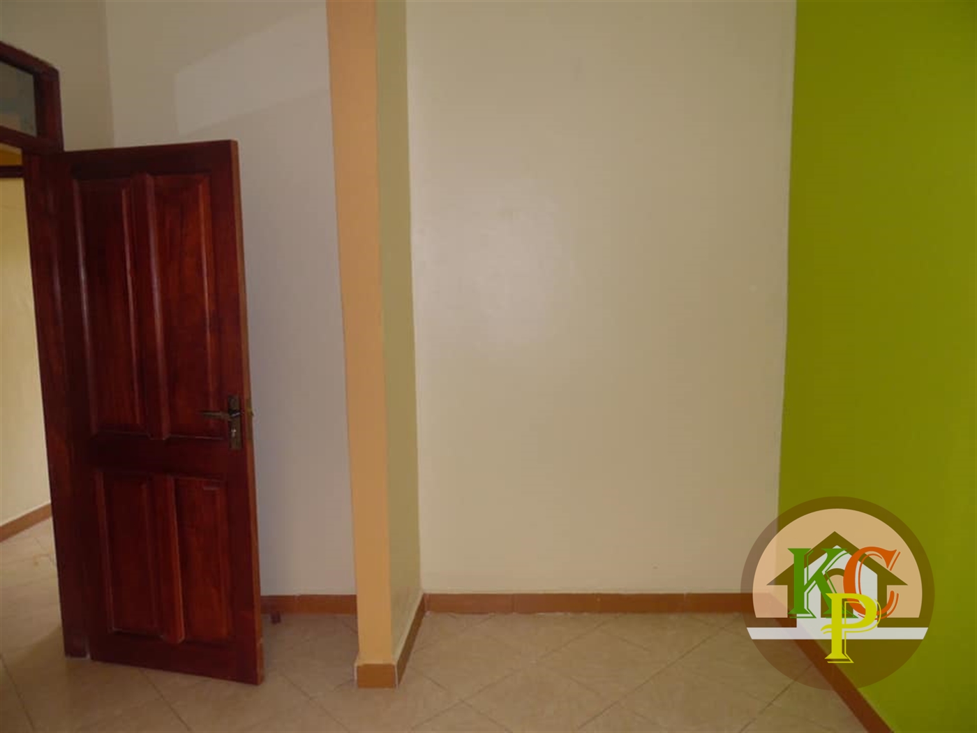 Semi Detached for rent in Entebbe Wakiso