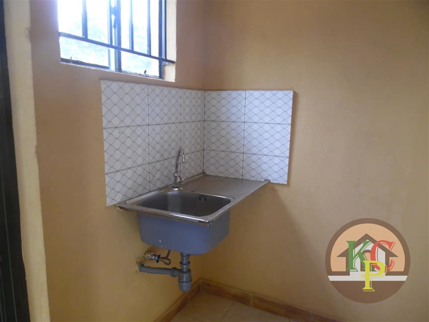 Semi Detached for rent in Entebbe Wakiso