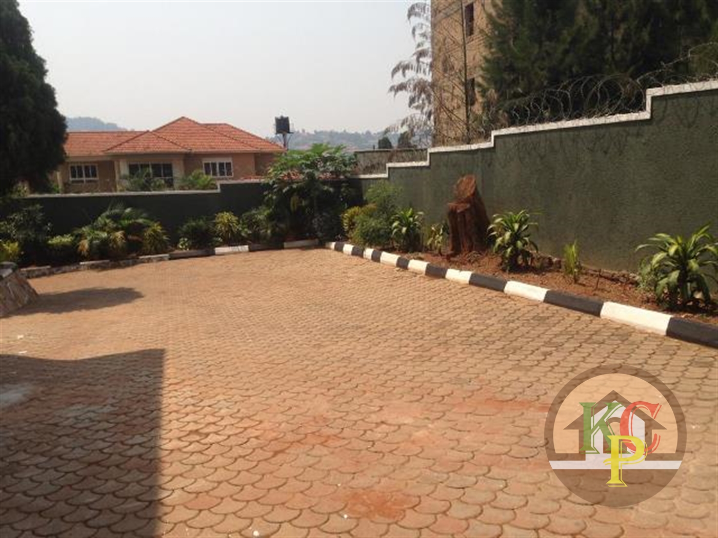 Mansion for rent in Bbunga Kampala