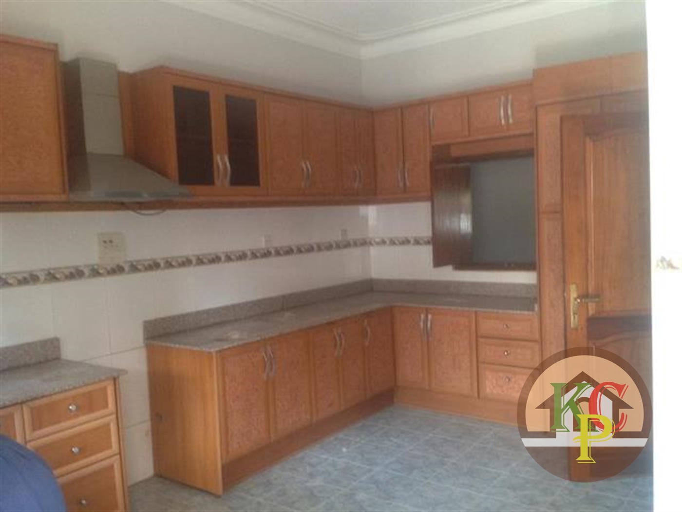 Bungalow for rent in Luzira Kampala