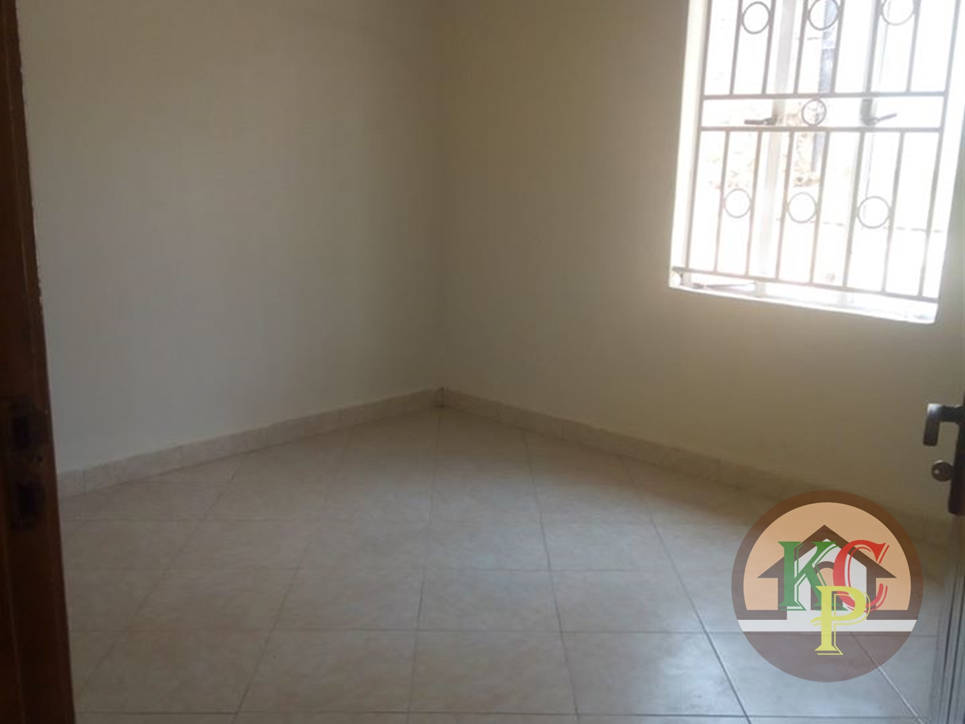 Semi Detached for rent in Kisaasi Kampala