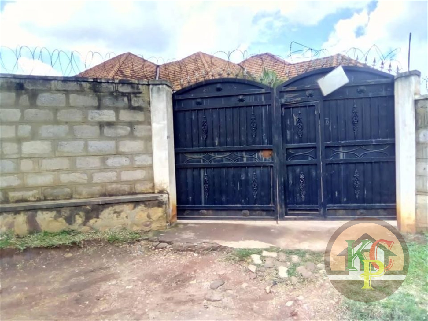 Bungalow for rent in Kira Wakiso