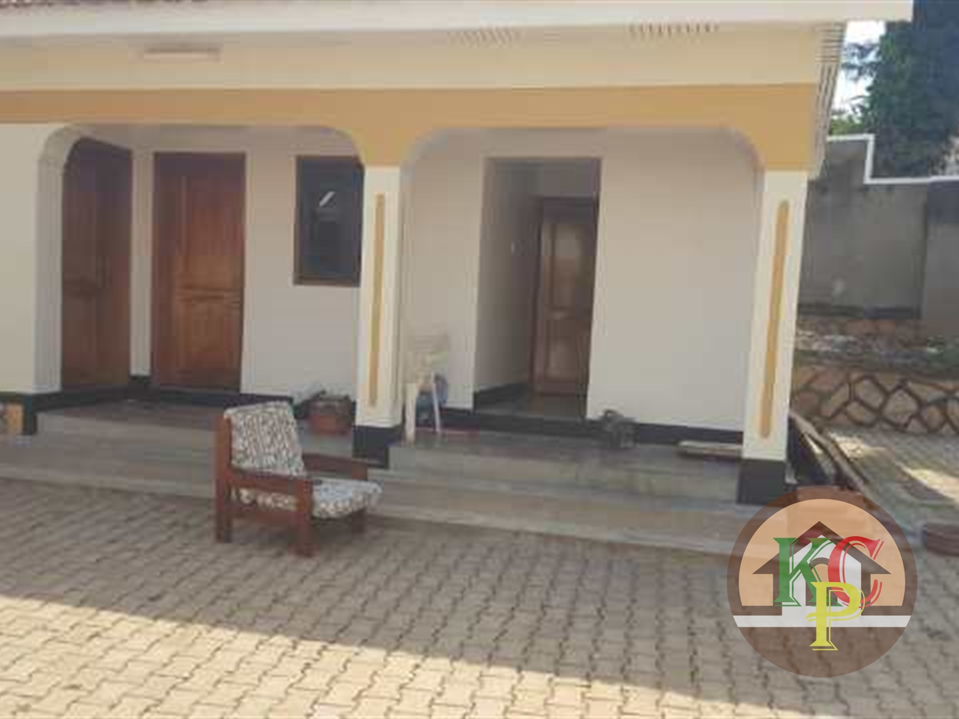 Bungalow for rent in Luzira Kampala