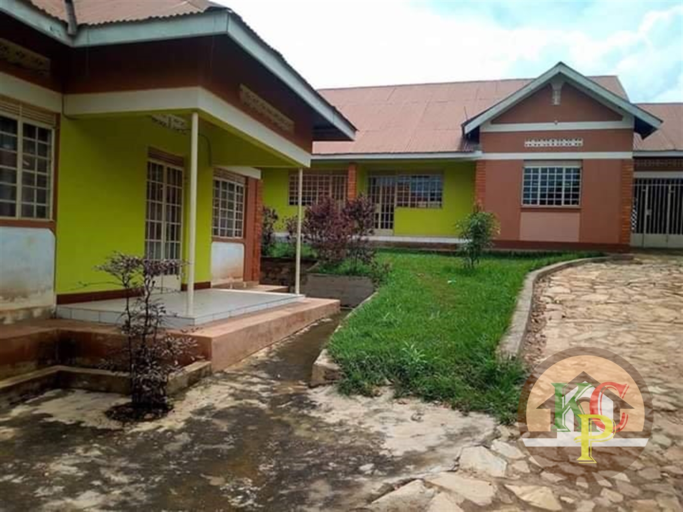 Semi Detached for rent in Namugongo Wakiso