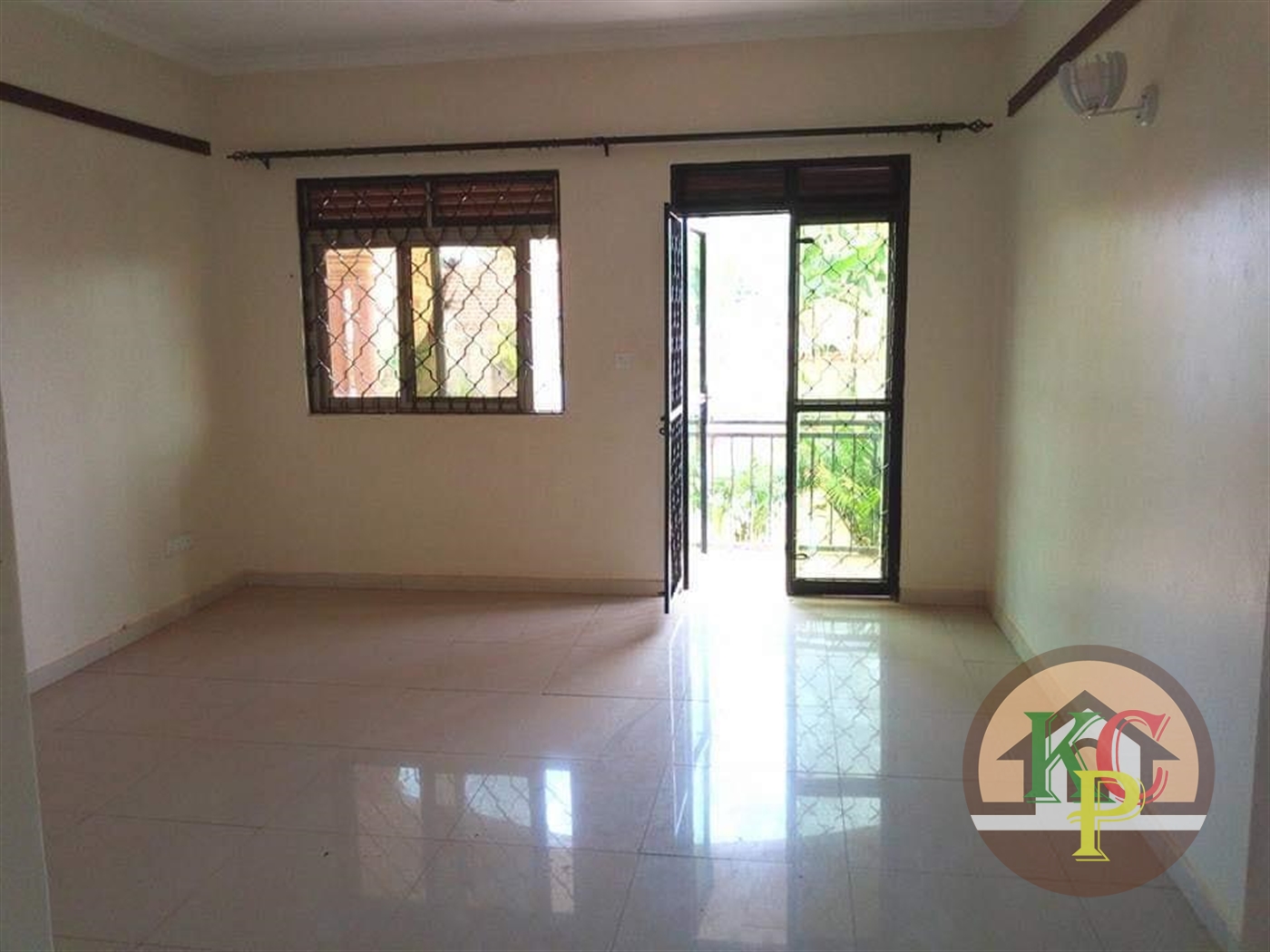 Semi Detached for rent in Najjera Kampala