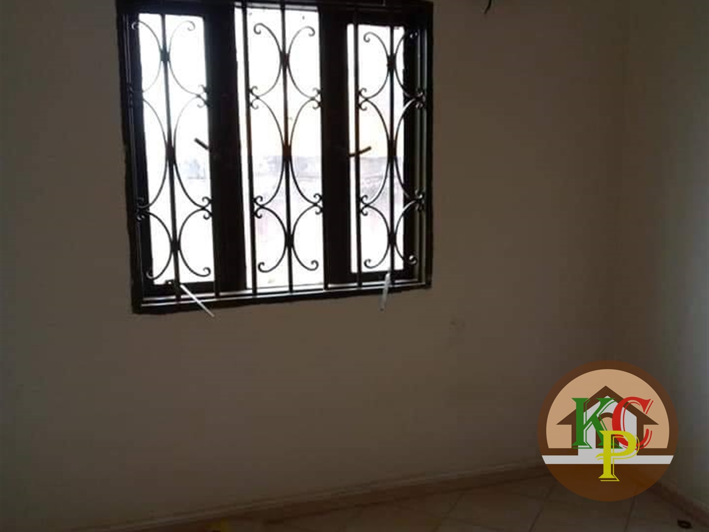 Semi Detached for rent in Mpererwe Kampala