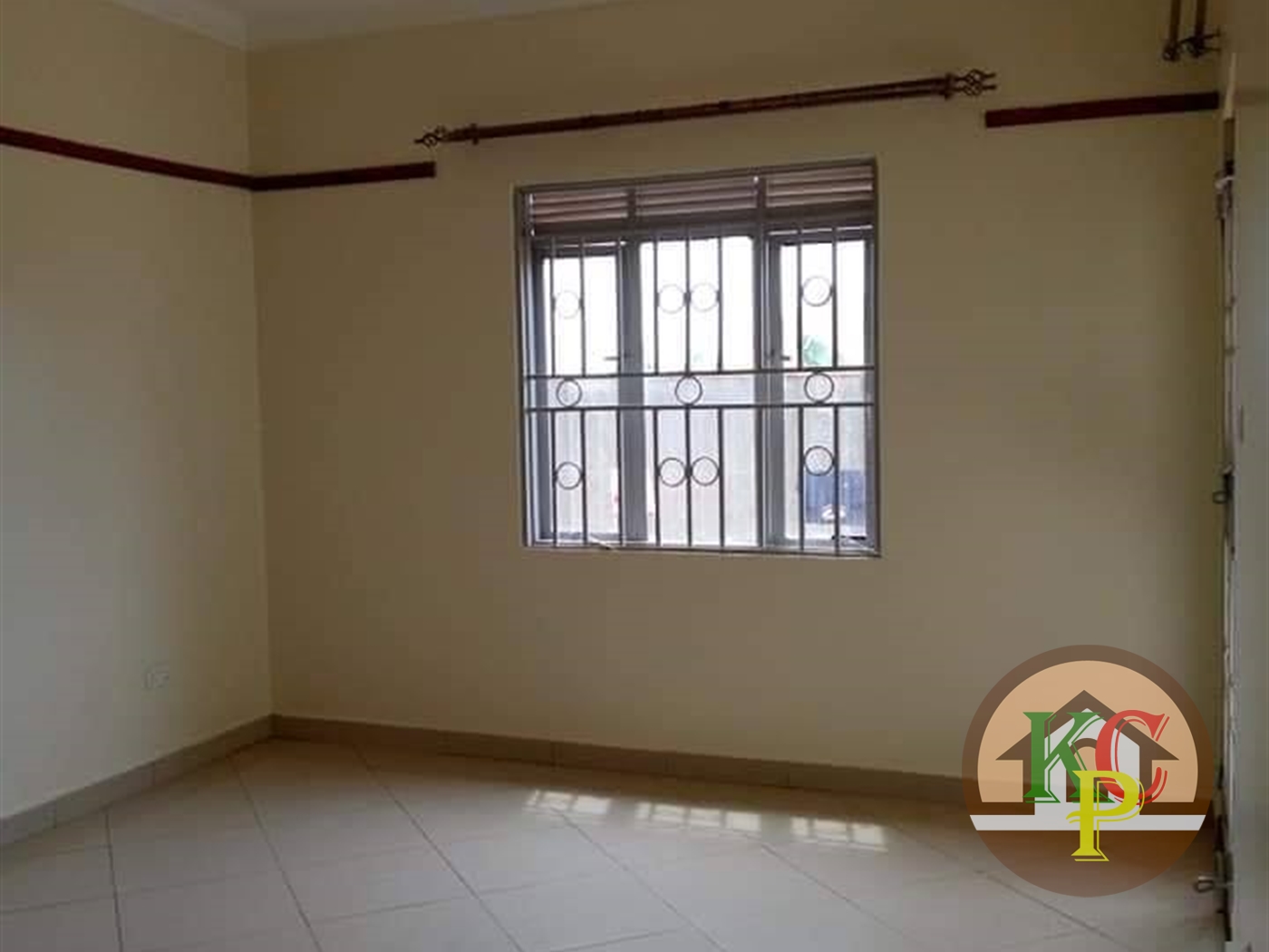 Semi Detached for rent in Mpererwe Kampala