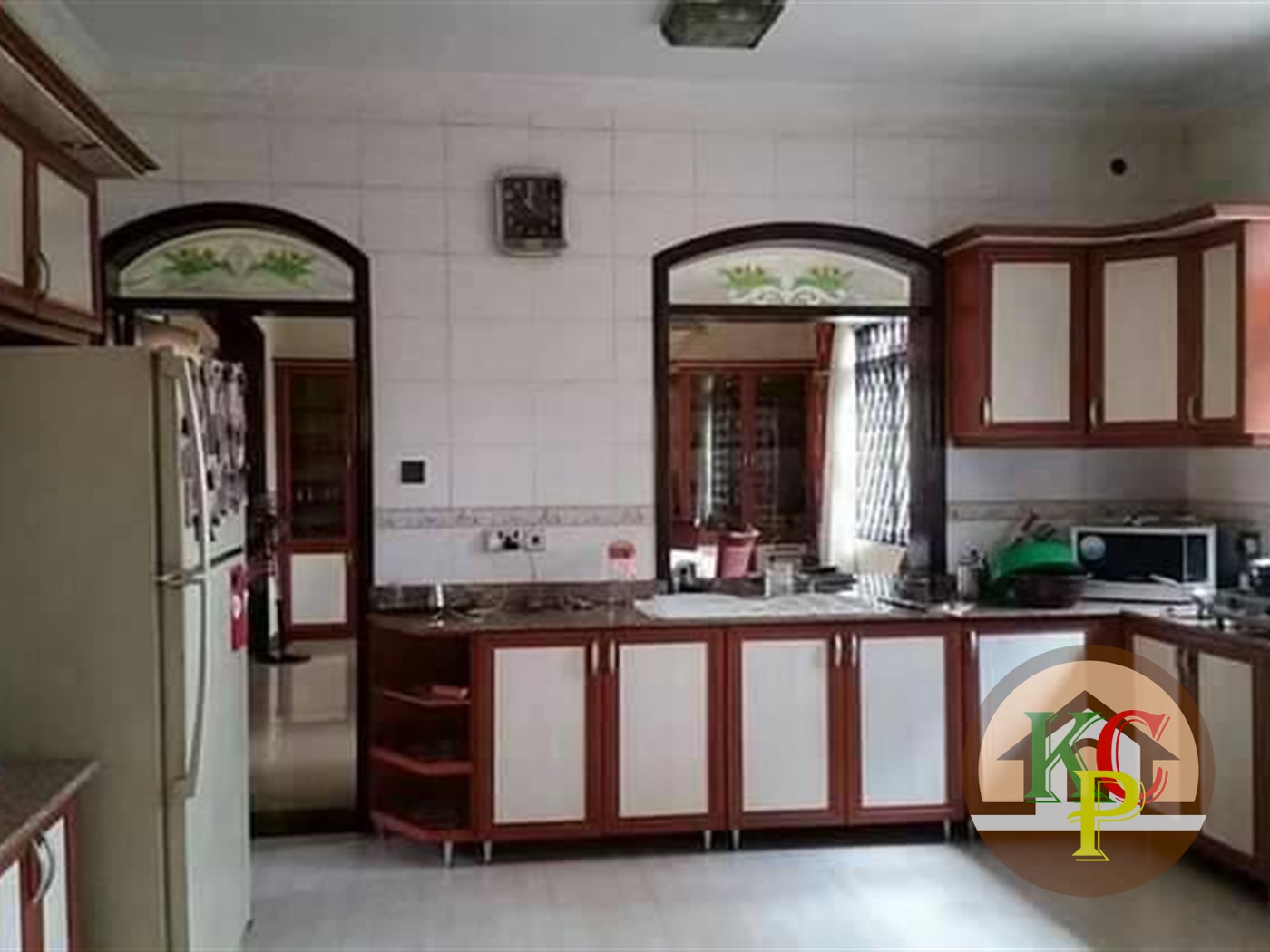 Mansion for sale in Kololo Kampala