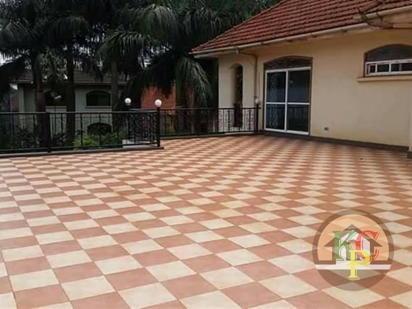 Mansion for sale in Kololo Kampala