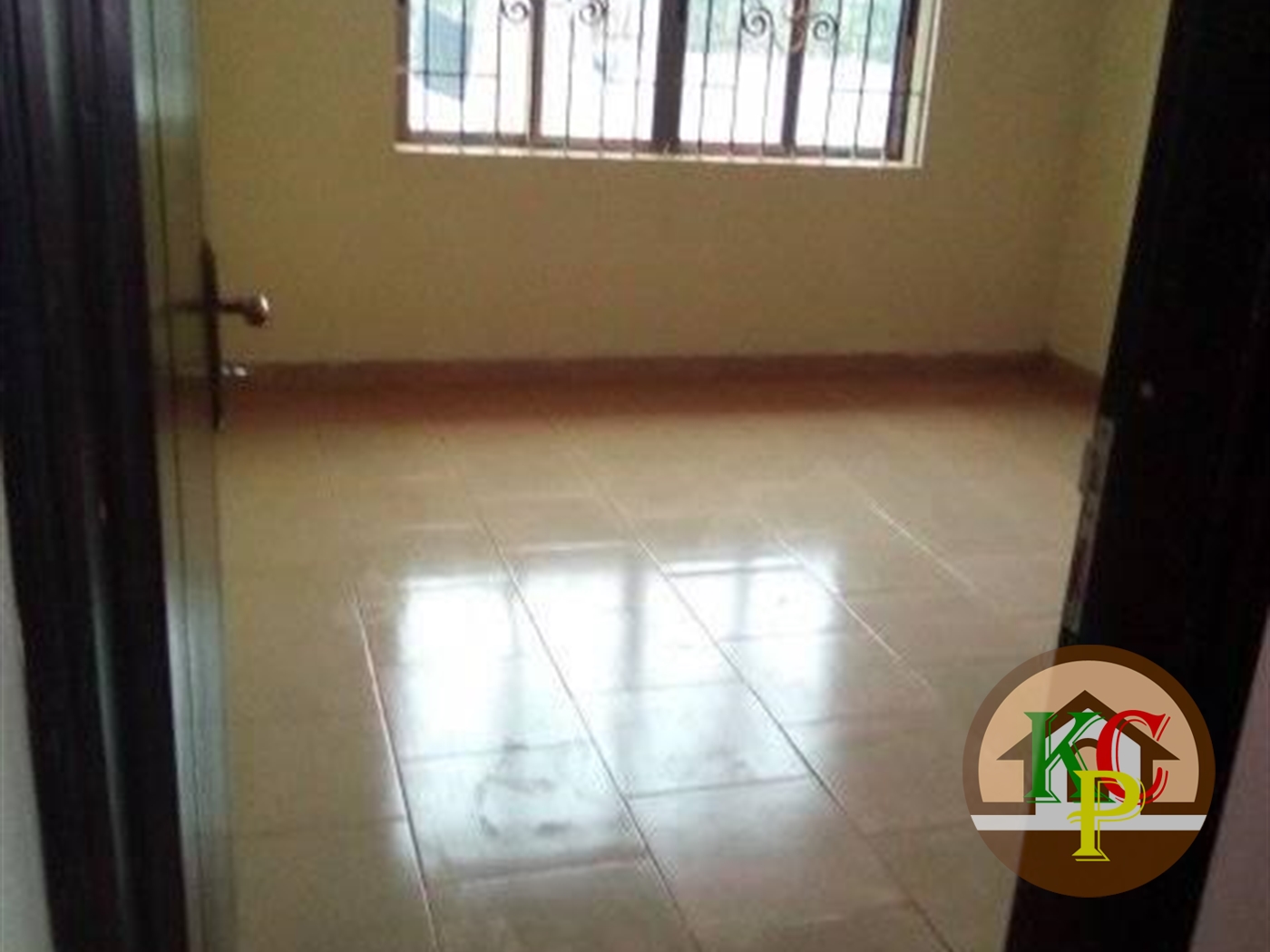 Semi Detached for rent in Bweyogerere Wakiso