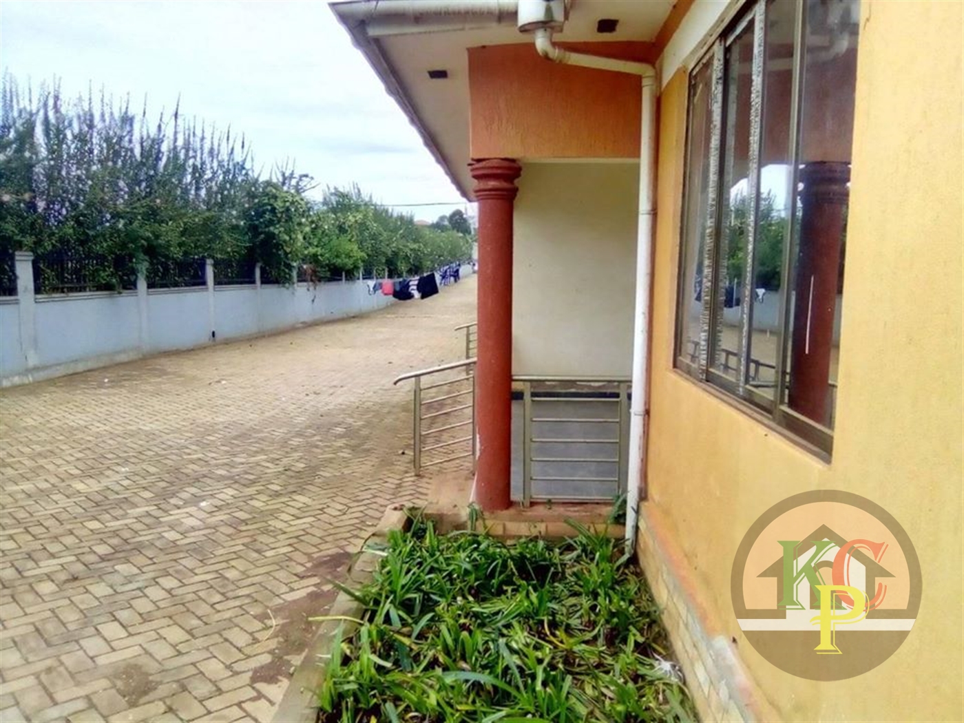 Semi Detached for rent in Bweyogerere Wakiso