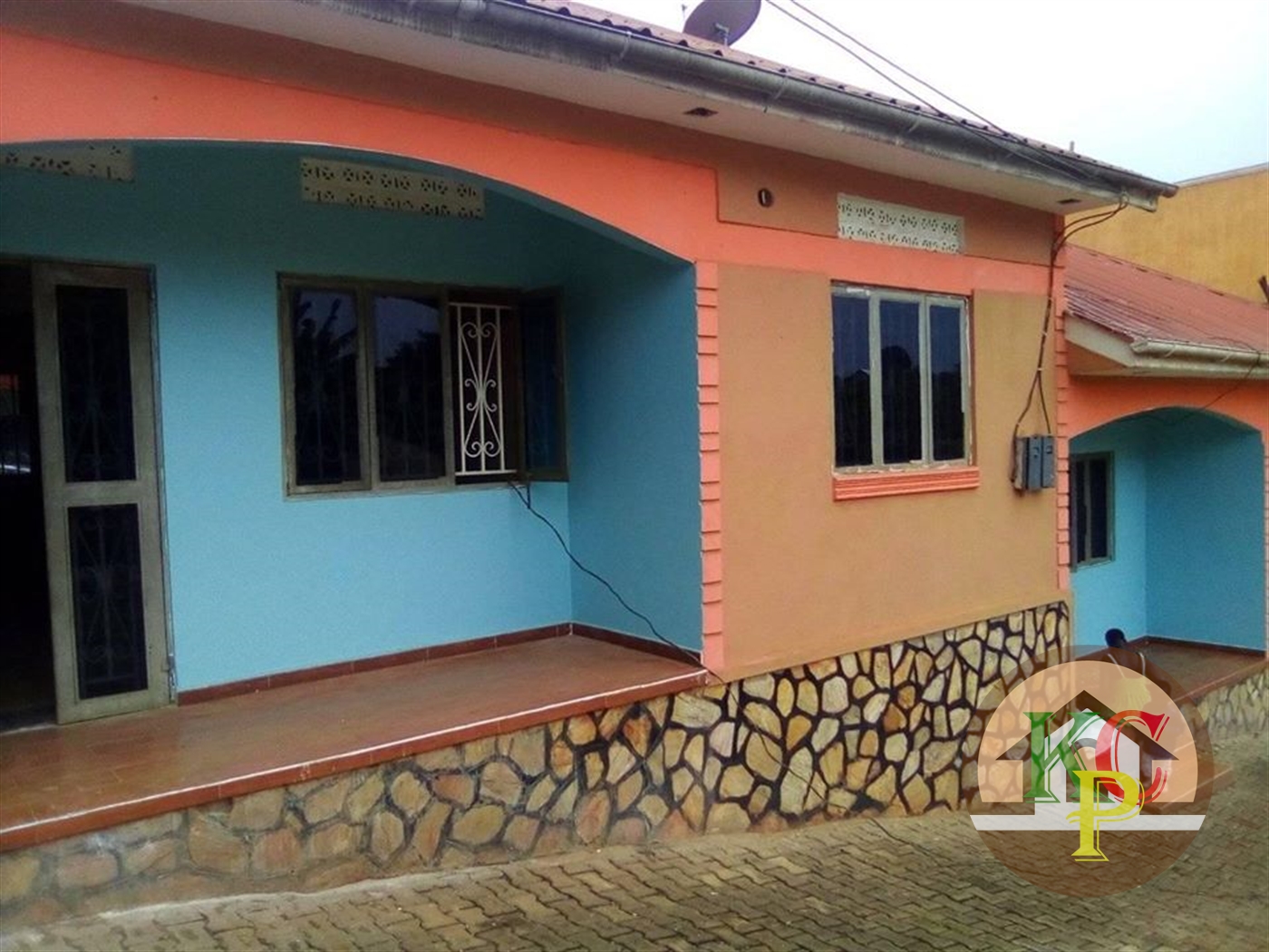 Semi Detached for rent in Bweyogerere Wakiso