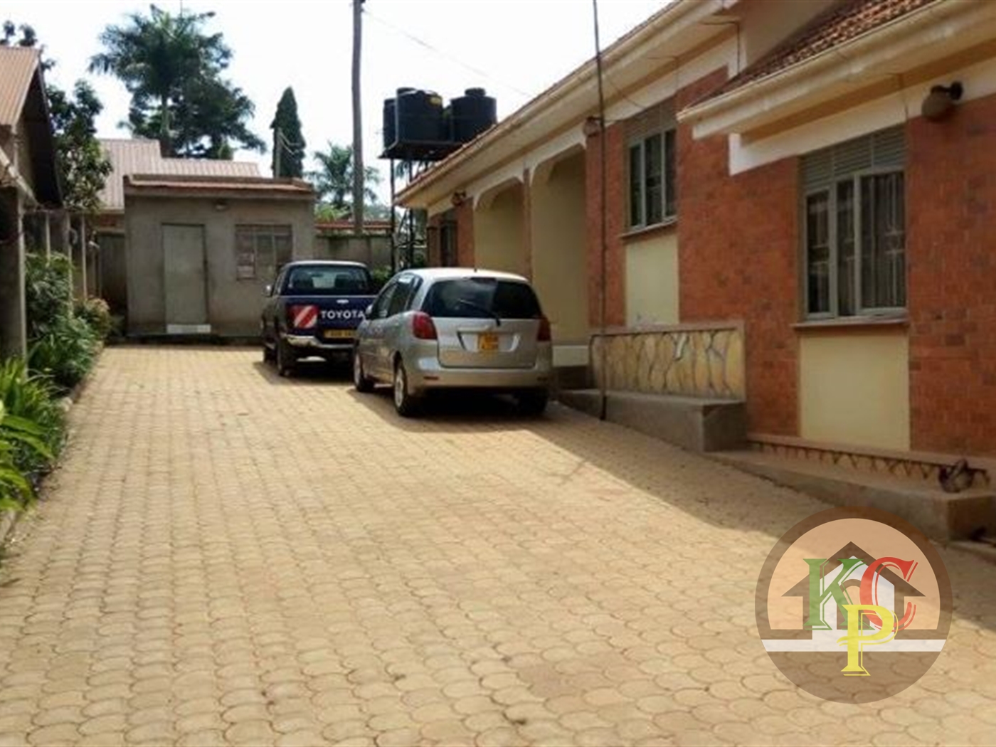 Semi Detached for rent in Kisaasi Kampala