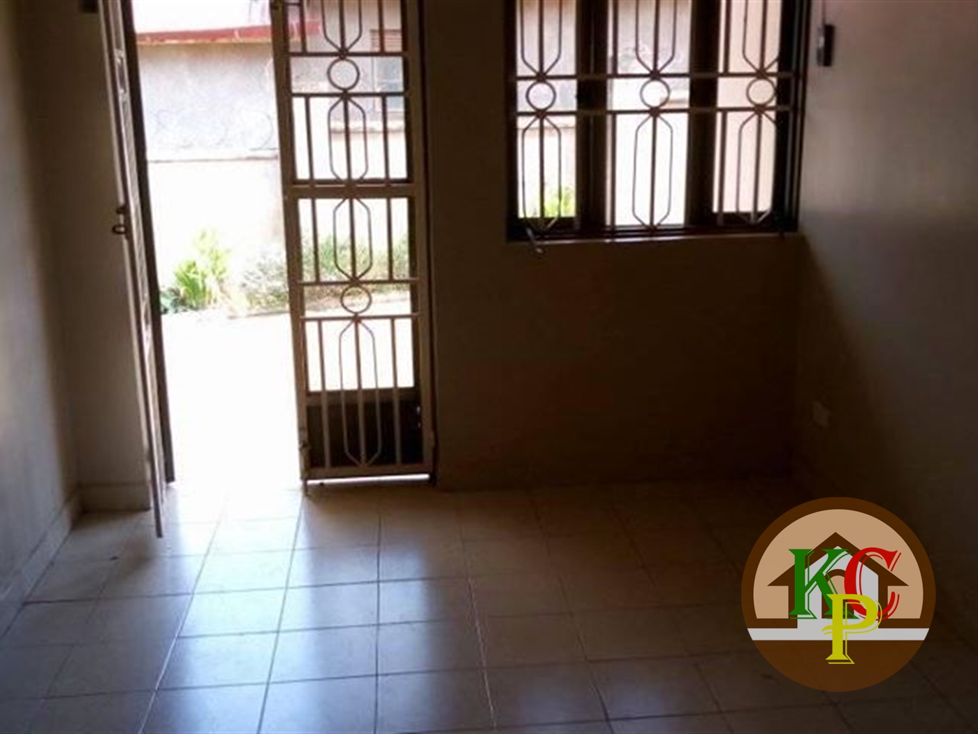 Semi Detached for rent in Kisaasi Kampala