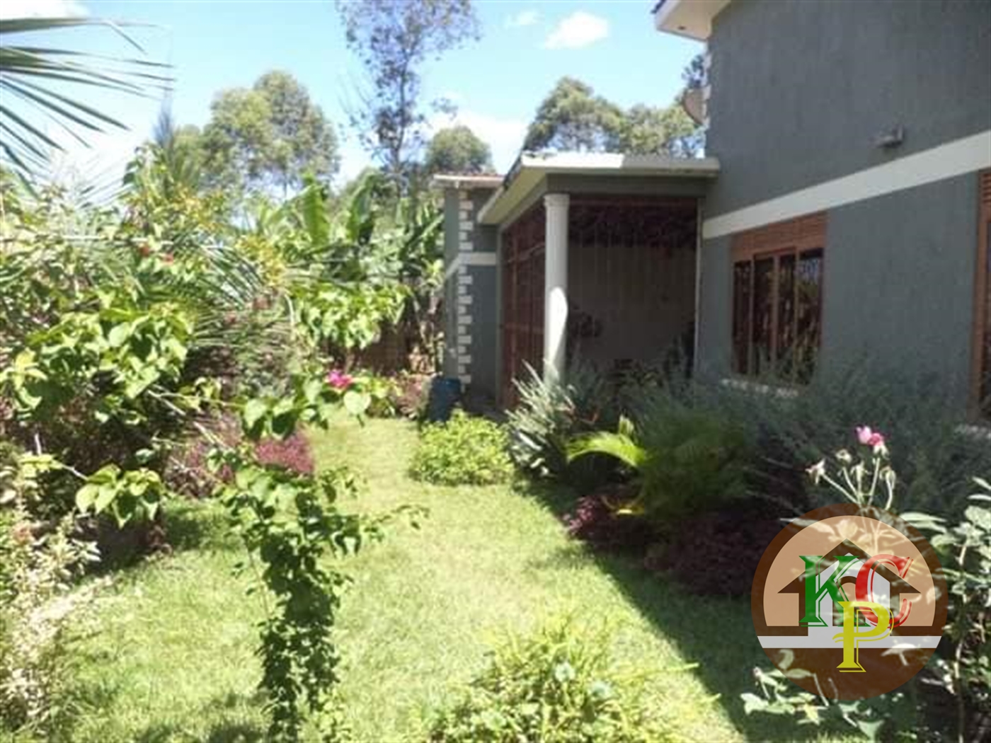 Bungalow for rent in Kyaliwajjala Wakiso