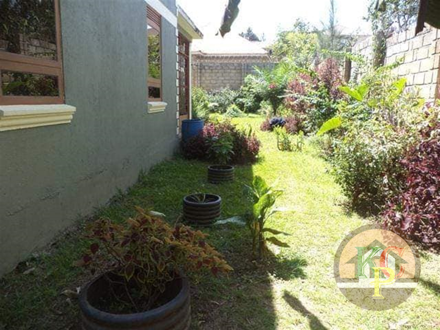 Bungalow for rent in Kyaliwajjala Wakiso