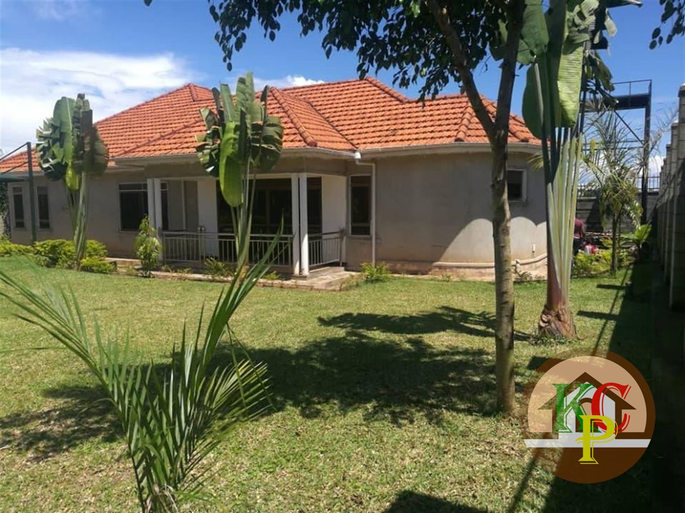 Bungalow for sale in Seguku Kampala