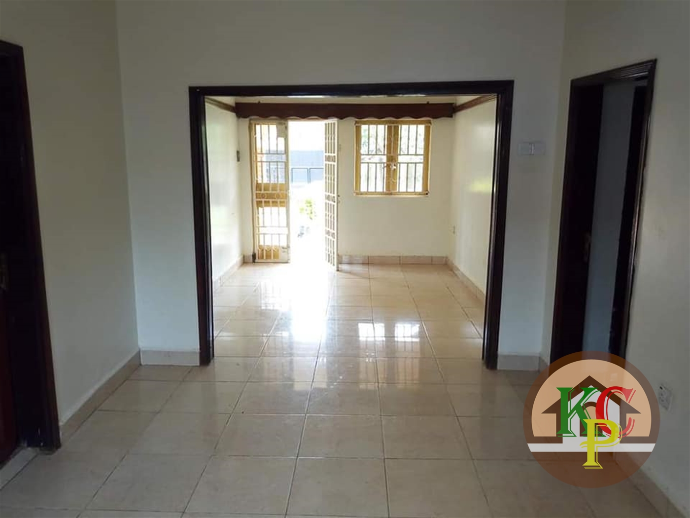 Bungalow for rent in Kyaliwajjala Wakiso