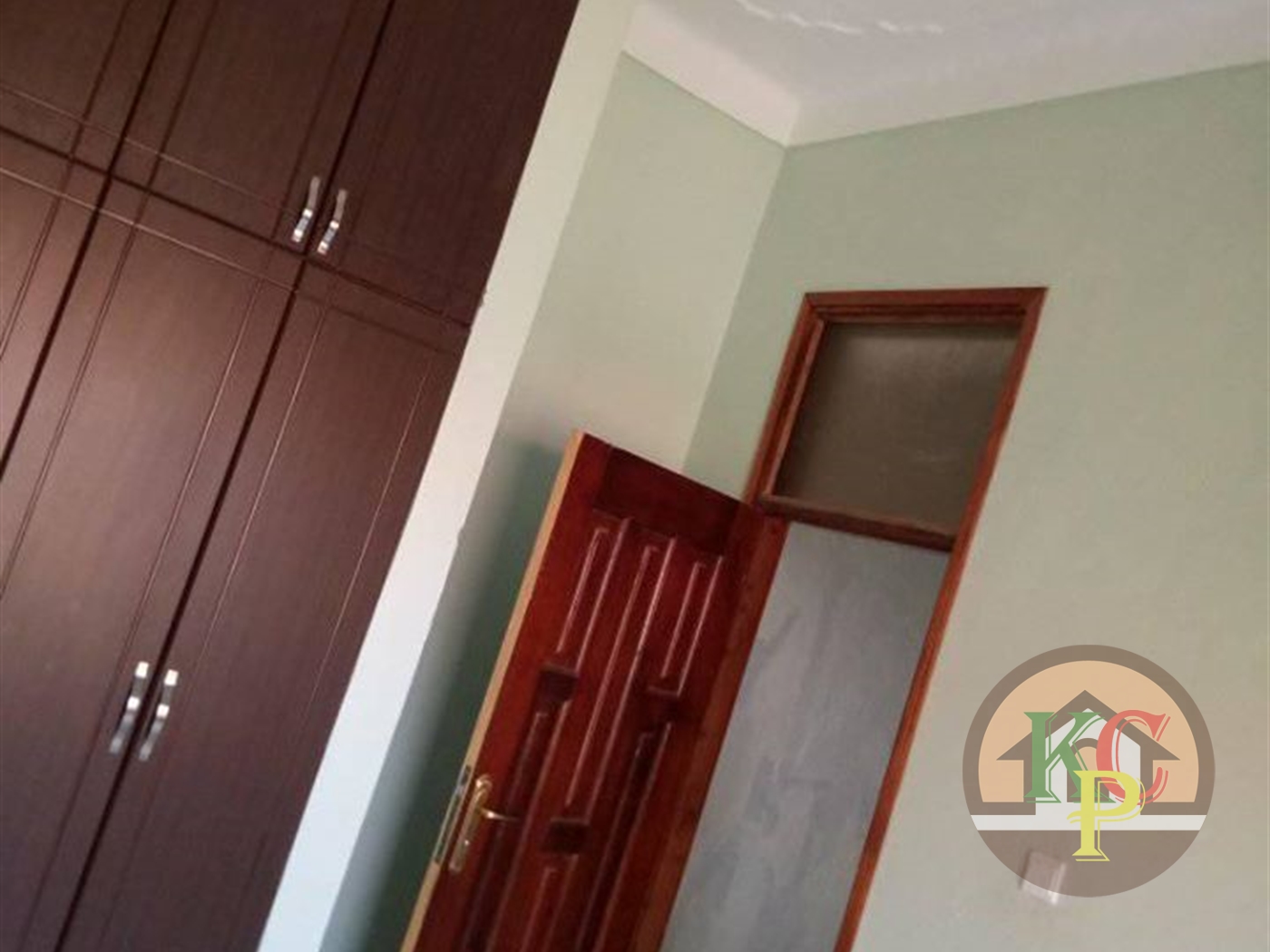 Semi Detached for rent in Najjera Kampala