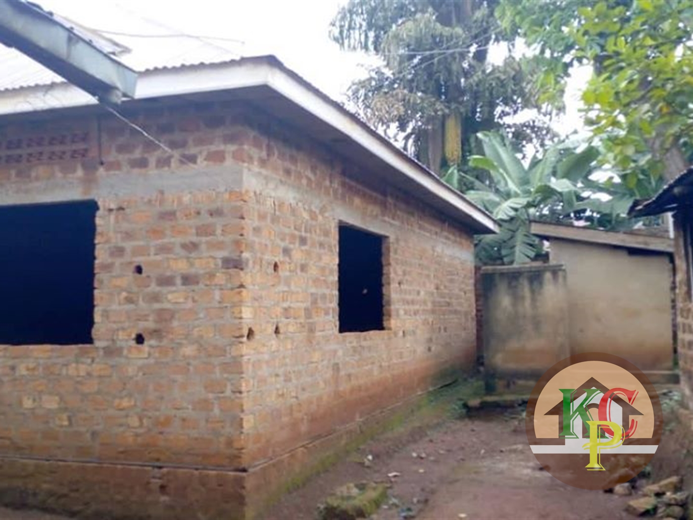 Bungalow for sale in Seguku Kampala