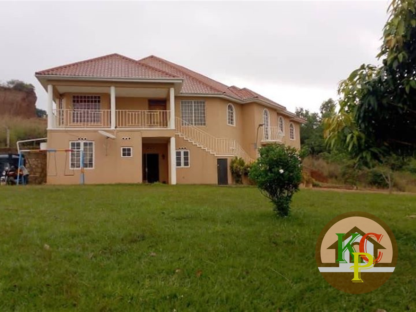 Mansion for sale in Sseguku Kampala