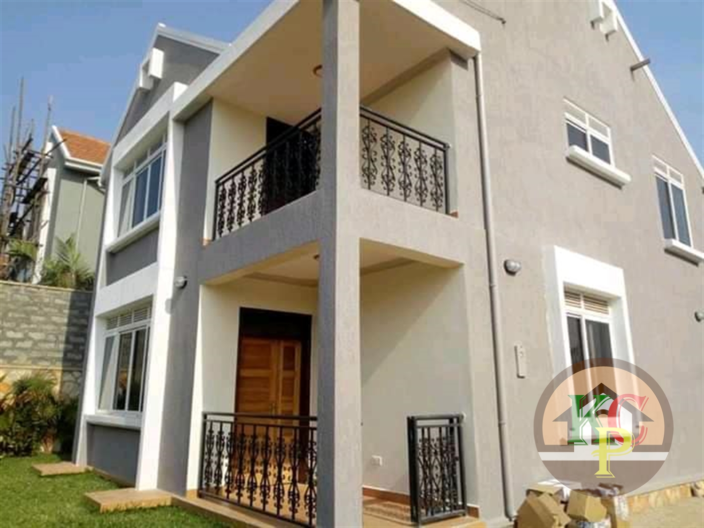 Mansion for rent in Kira Wakiso