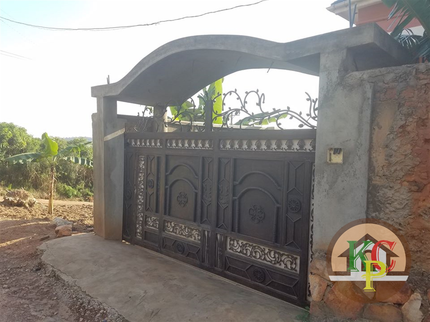 Mansion for sale in Namagooma Wakiso