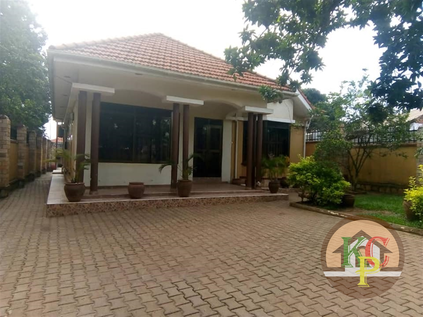 Bungalow for rent in Kira Wakiso