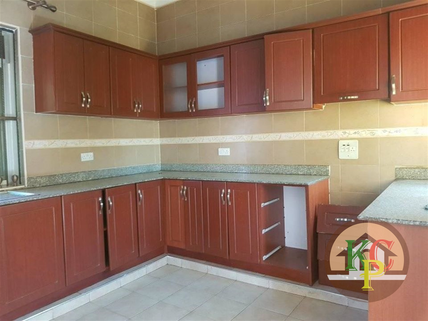 Semi Detached for rent in Bbunga Kampala