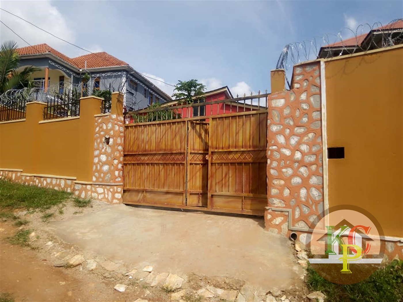 Bungalow for rent in Seeta Mukono