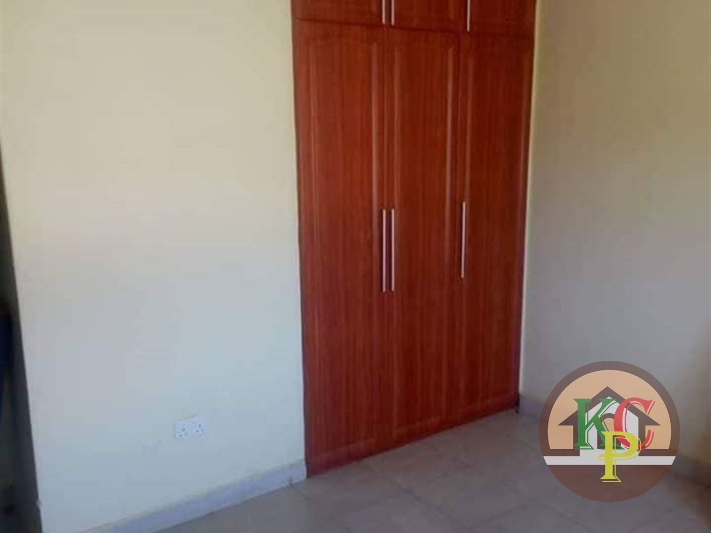 Duplex for rent in Kyanja Kampala