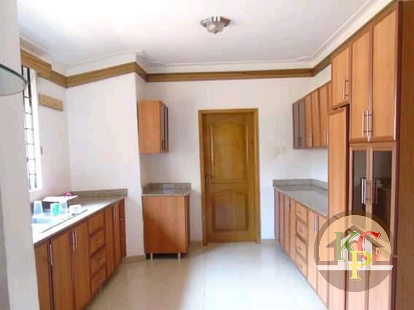 Mansion for rent in Namugongo Wakiso