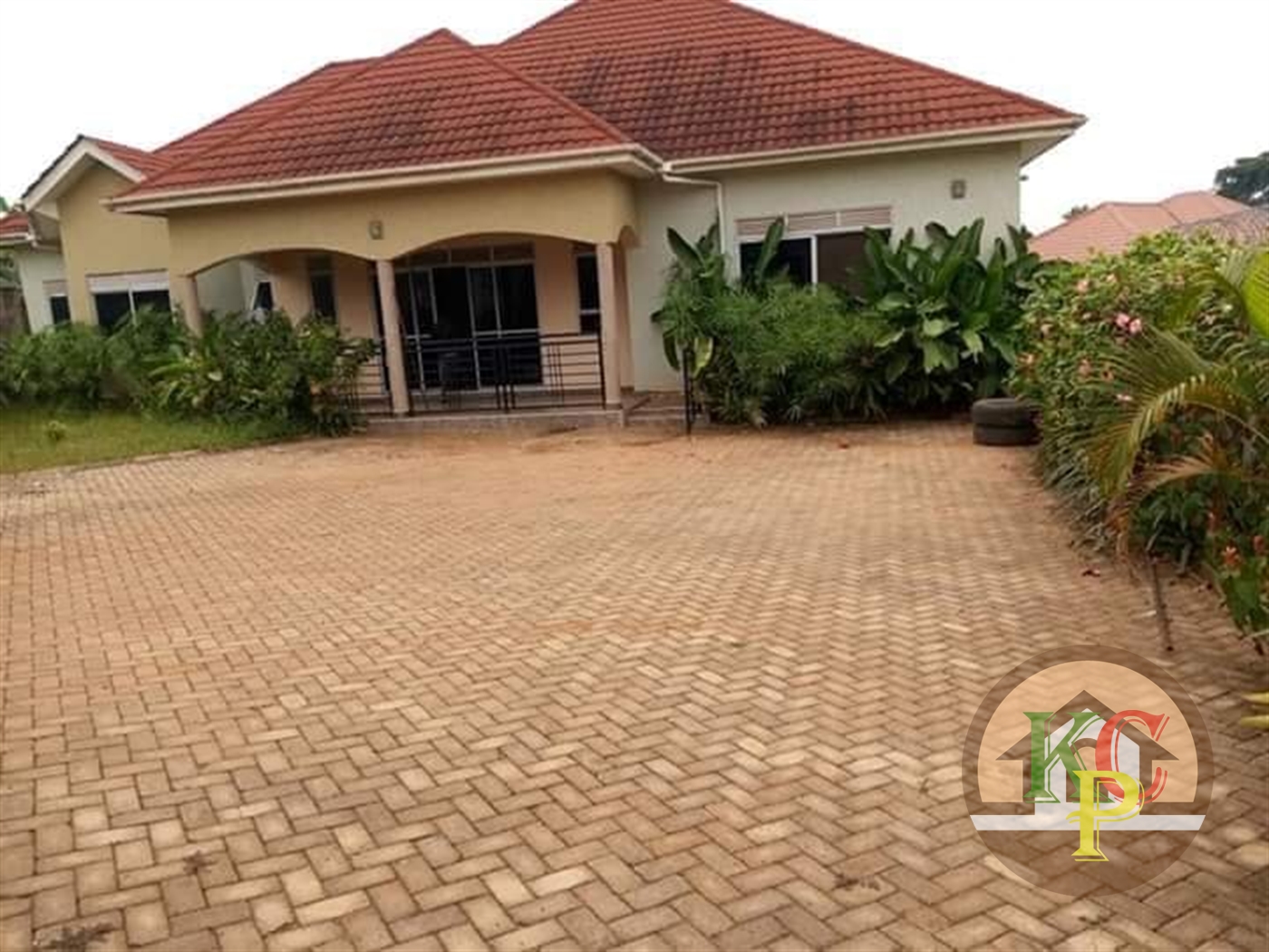 Bungalow for sale in Kyaliwajjala Wakiso