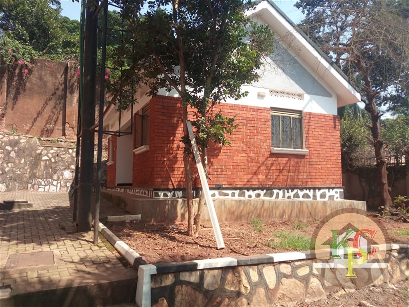 Mansion for rent in Mbuya Kampala