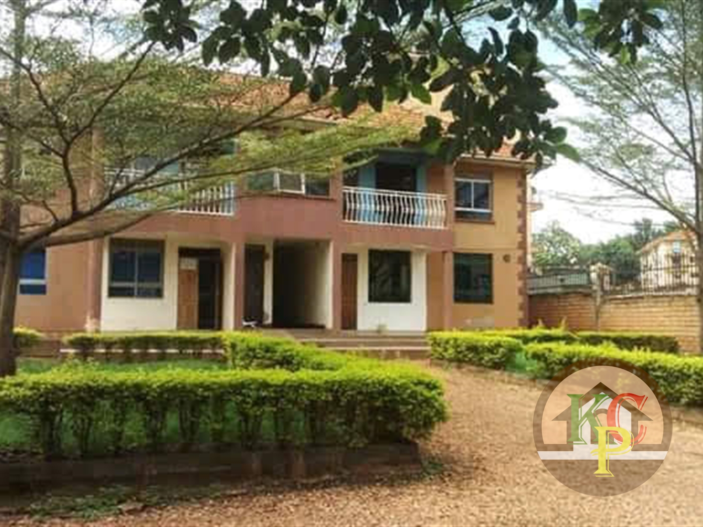 Apartment block for sale in Bugoloobi Kampala