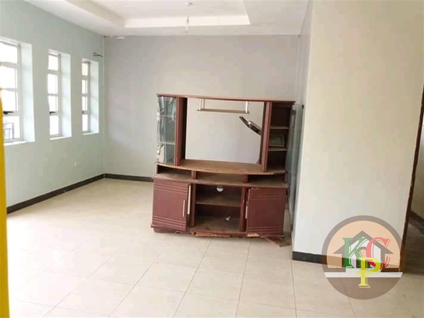 Mansion for rent in Kira Wakiso