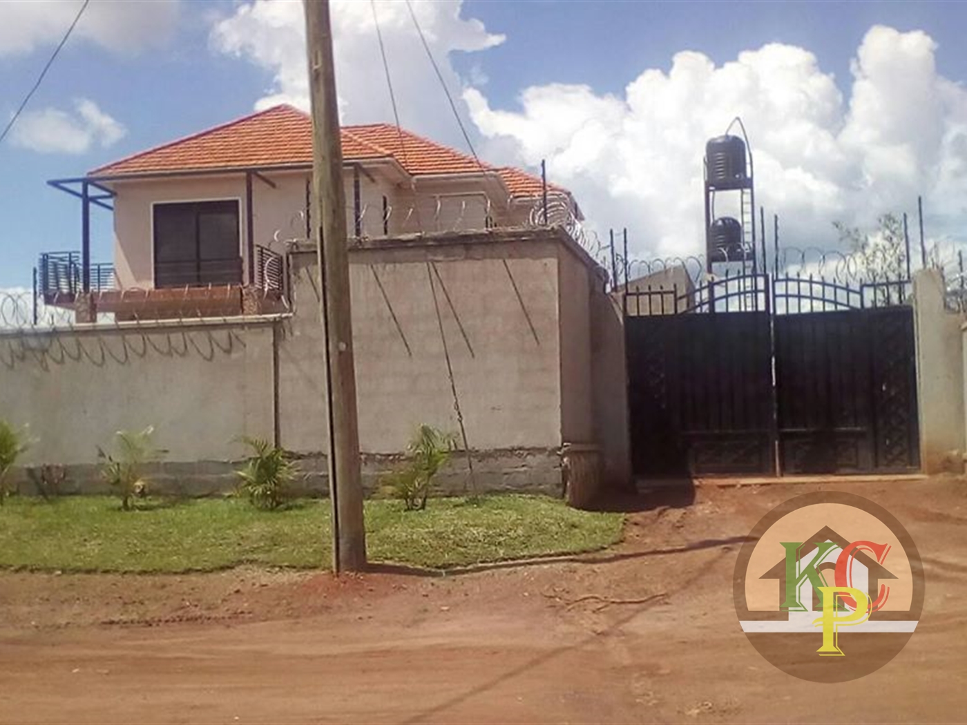 Storeyed house for sale in Kasangati Wakiso