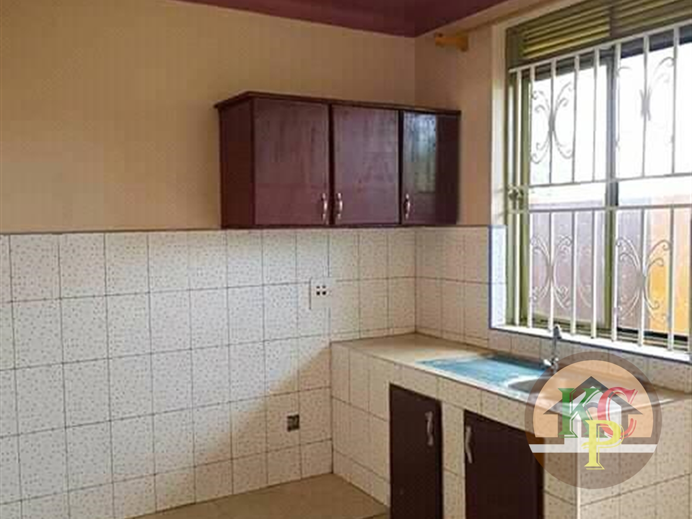 Semi Detached for rent in Mpererwe Kampala