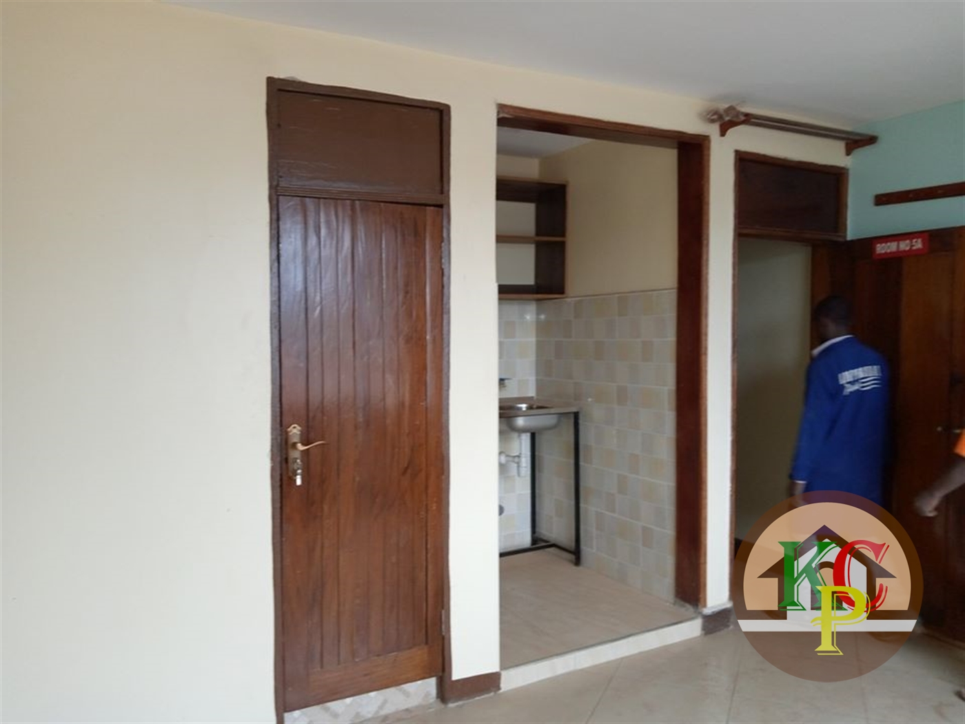 Studio for rent in Bweyogerere Wakiso