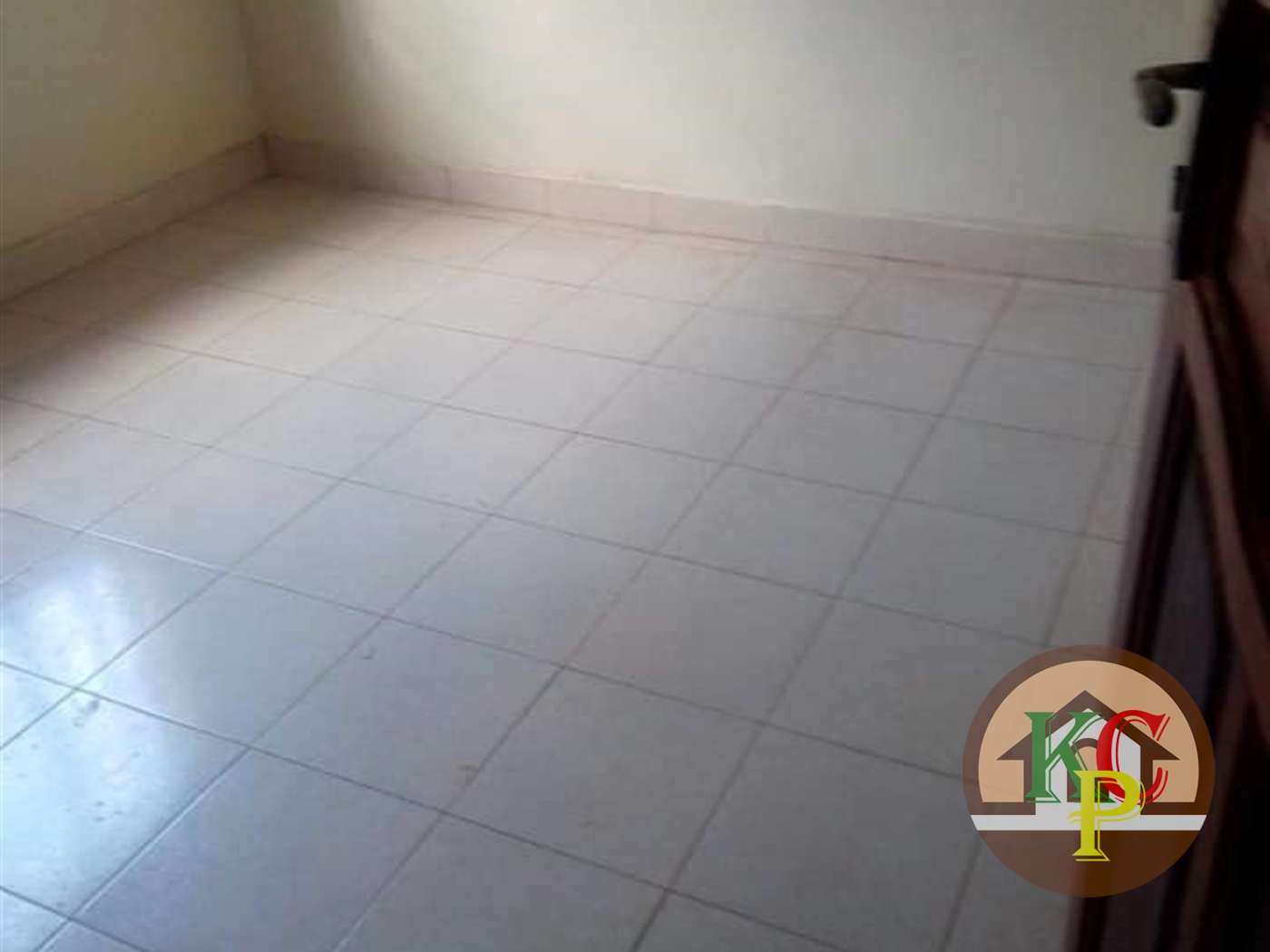 Semi Detached for rent in Kisaasi Kampala