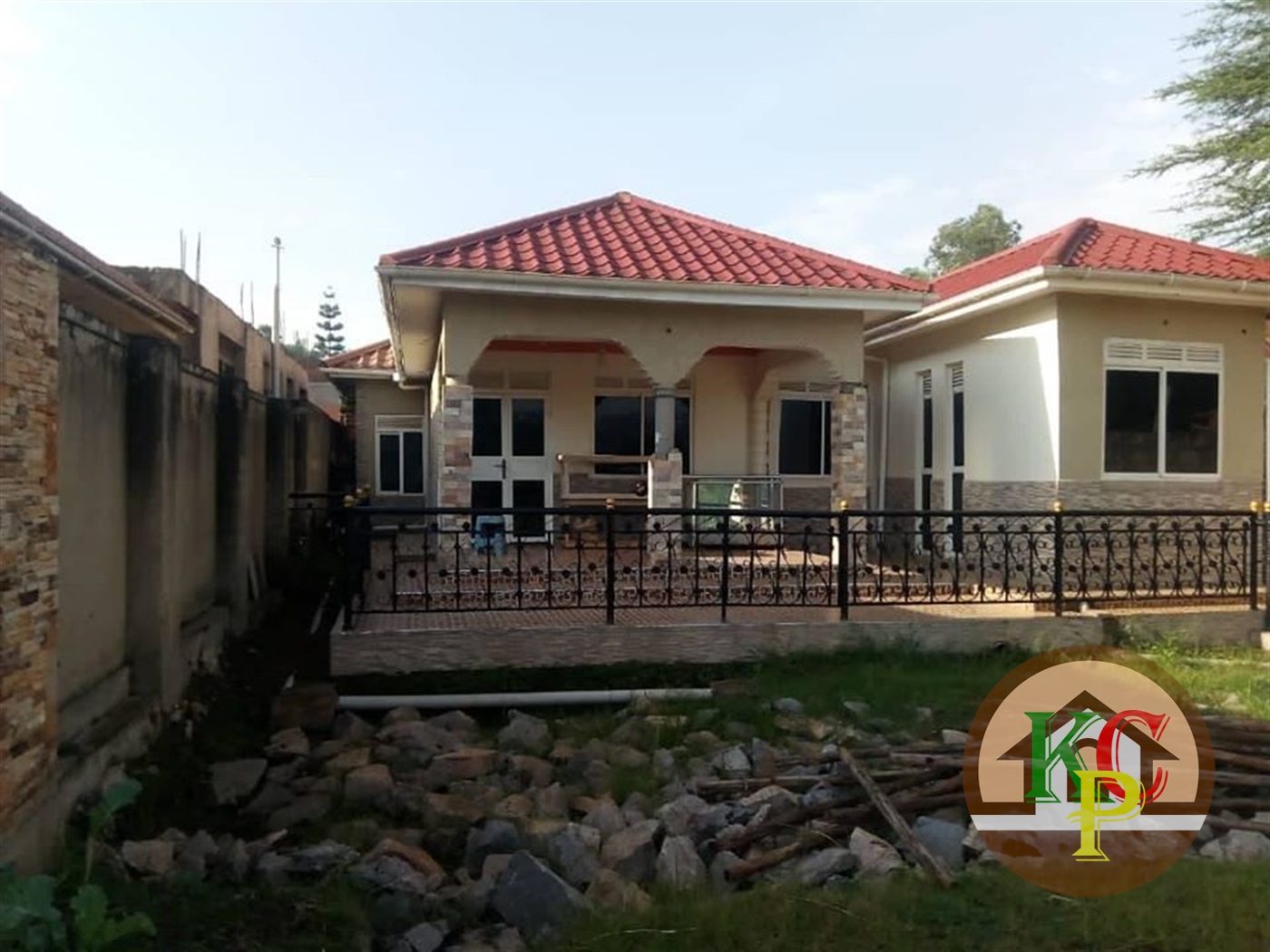 Bungalow for rent in Bbunga Kampala