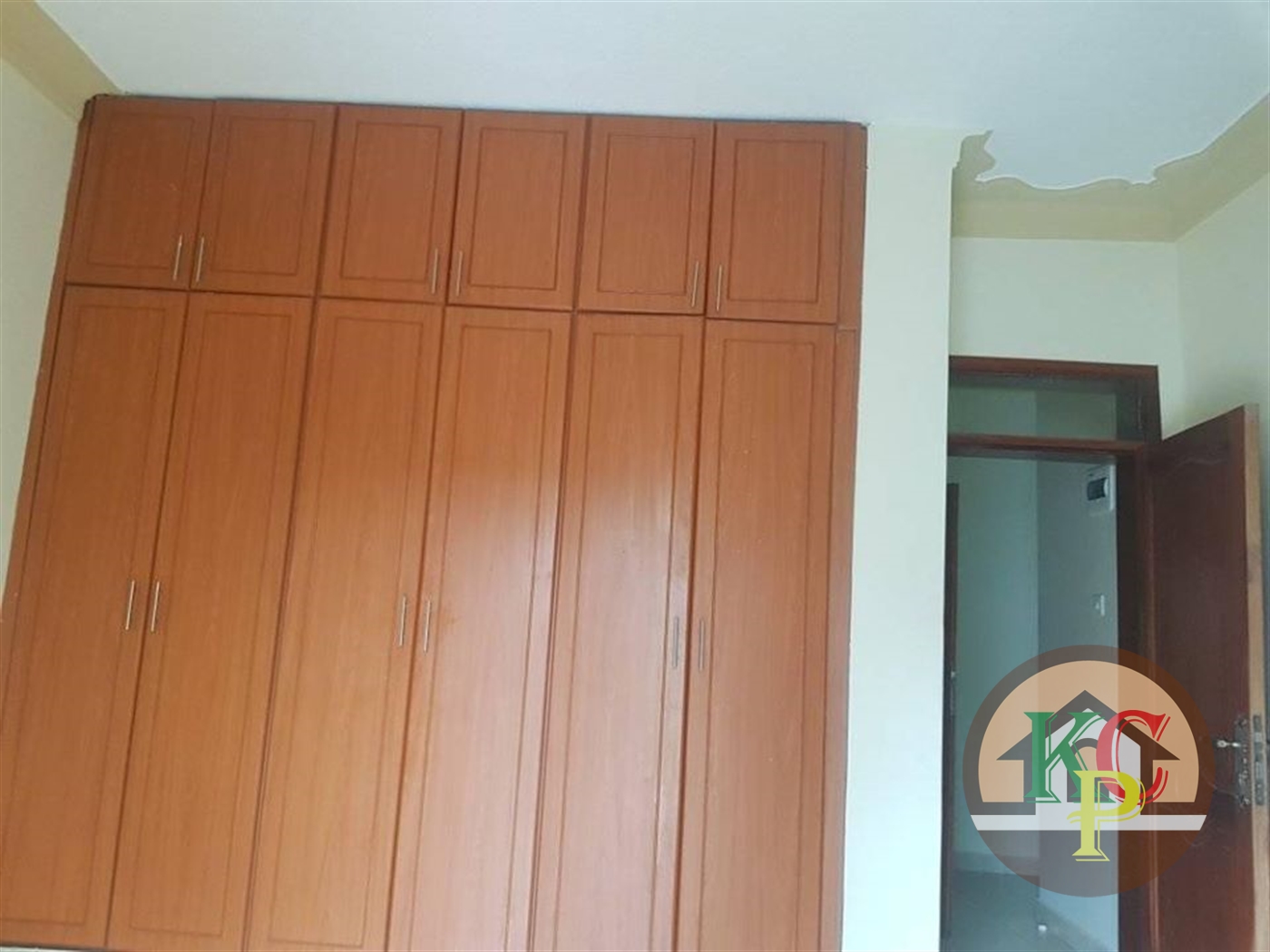 Duplex for rent in Bbunga Kampala